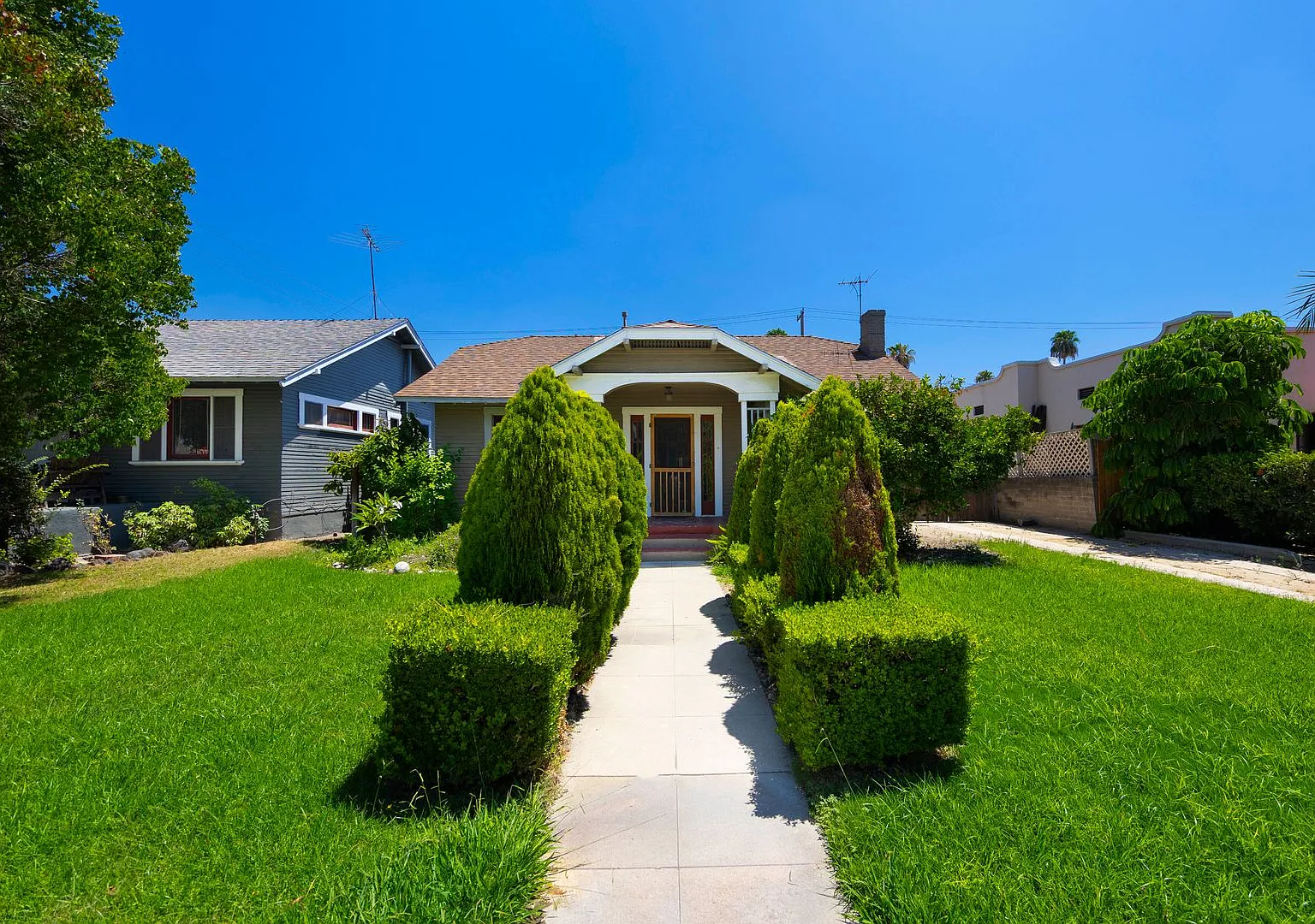 Classic Anaheim Living with Prime Location — Photo 1