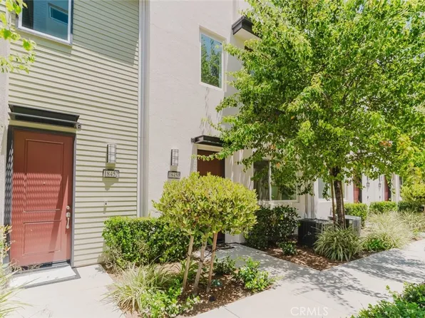 18450 W Calico Ln, Northridge, CA 91325