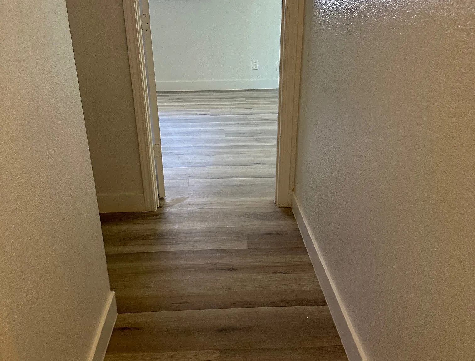 2 bed, 980 sqft, $1,400 — Photo 1