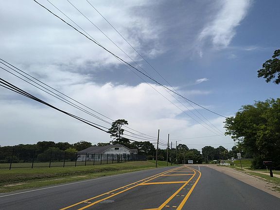 4th image of 2010 Ringgold Ave
