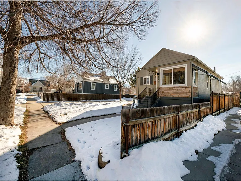780 E Loveland Ave — Photo 24