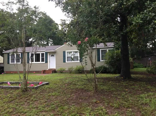 1208 15th St, Pt Royal, SC 29935