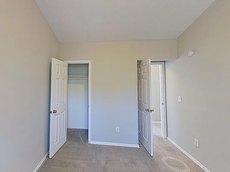 1225 Huntington Place Cir — Photo 15