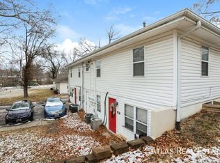 4807 NW Homestead Rd, Riverside, MO 64150