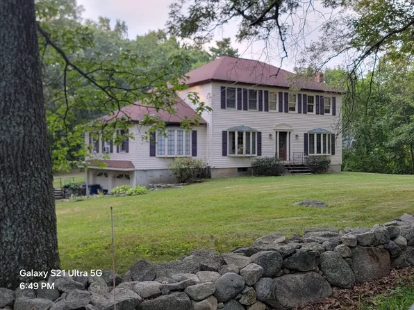 12 Alder St, Medway, MA 02053