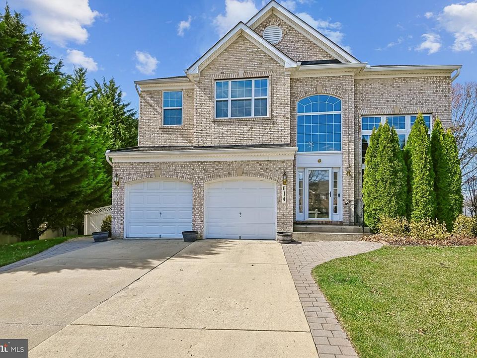 1st image of 614 Crawfords Ridge Rd