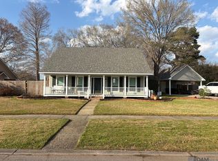 13717 Cedar Ridge Ave, Baton Rouge, LA 70817
