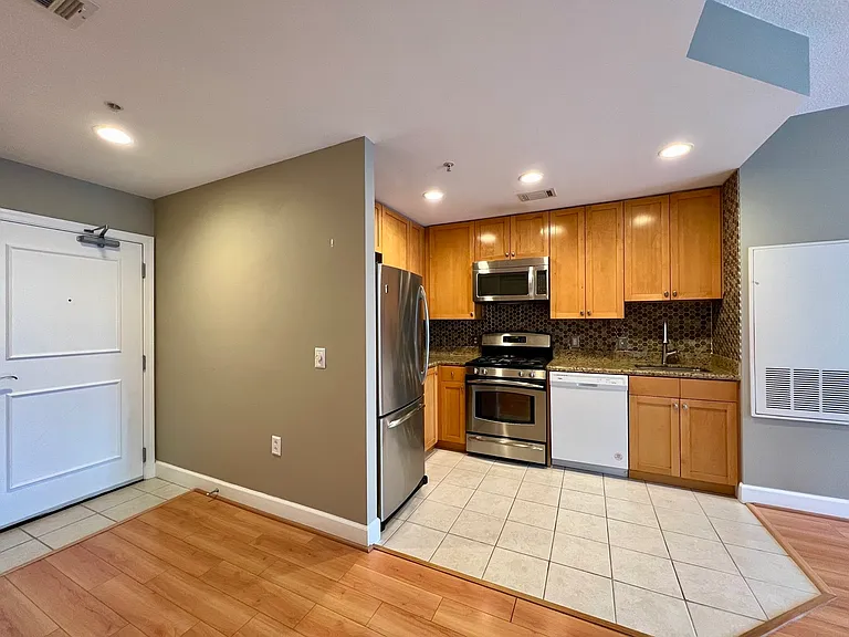 3600 Glebe Rd #230W — Photo 12