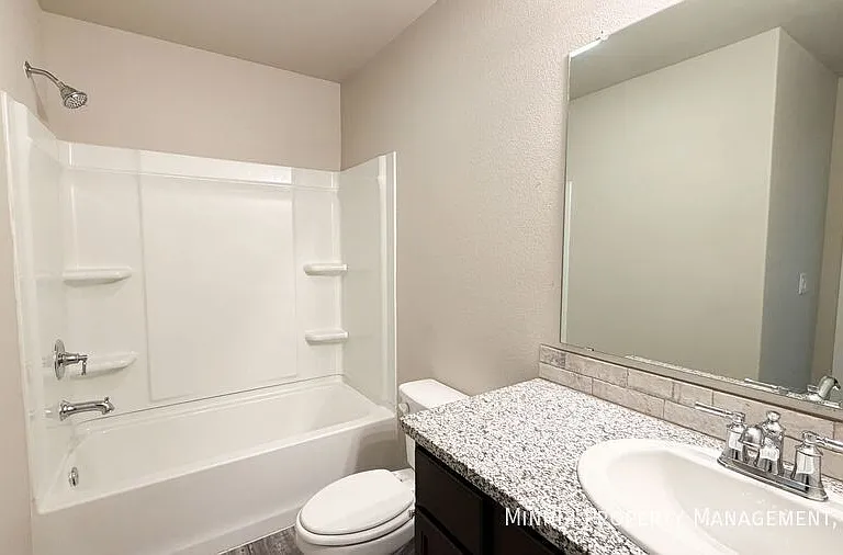1639 133rd St #B — Photo 11