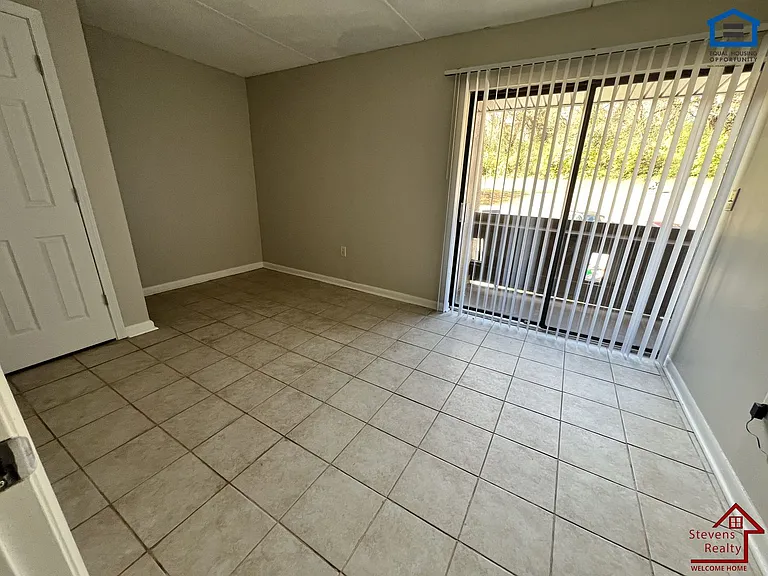 Ridge Terrace Apartments — Photo 17