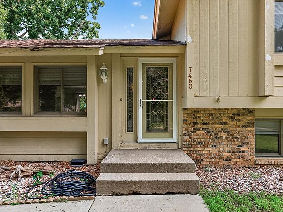 5th image of 7460 Berkshire Way