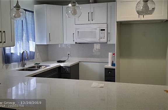 2nd image of 210 Carolina Ave