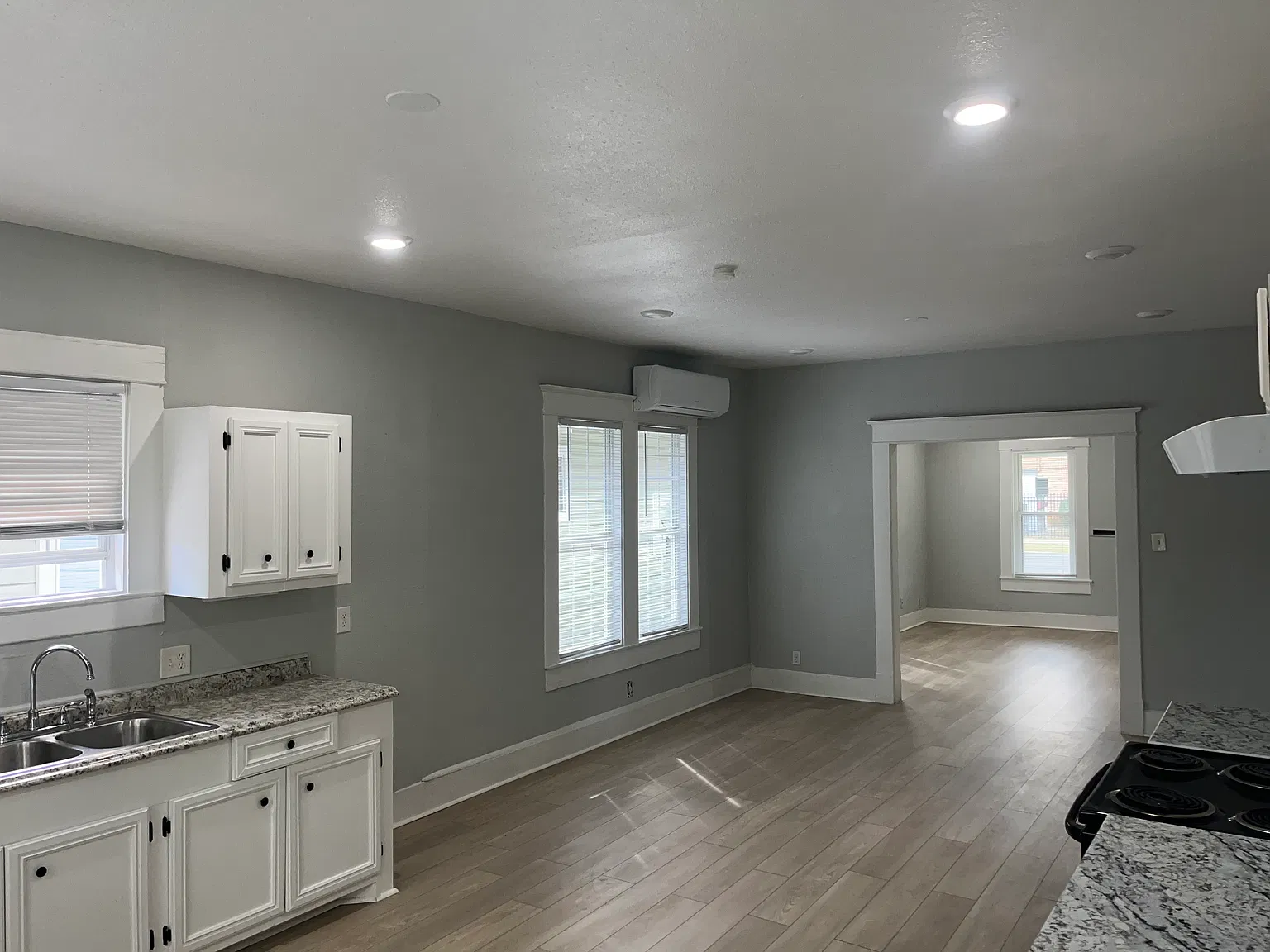 2 bed, 1218 sqft, $1,600 — Photo 4