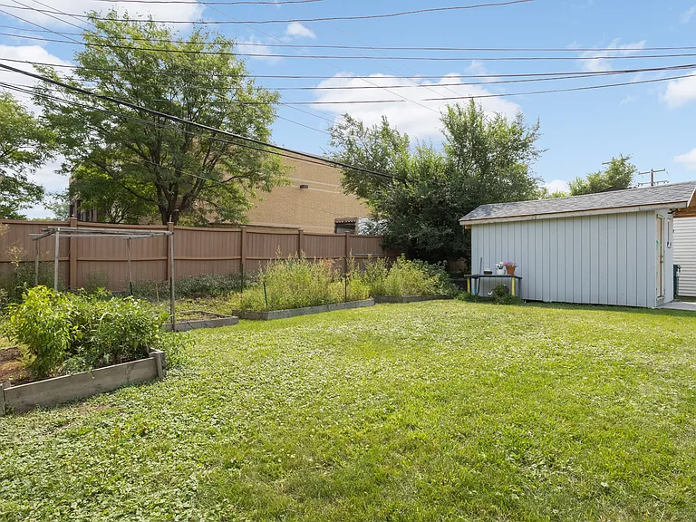 4949 Jackson St NE — Photo 28