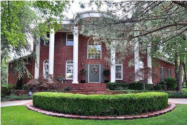 2nd image of 13019 E Killenwood Dr