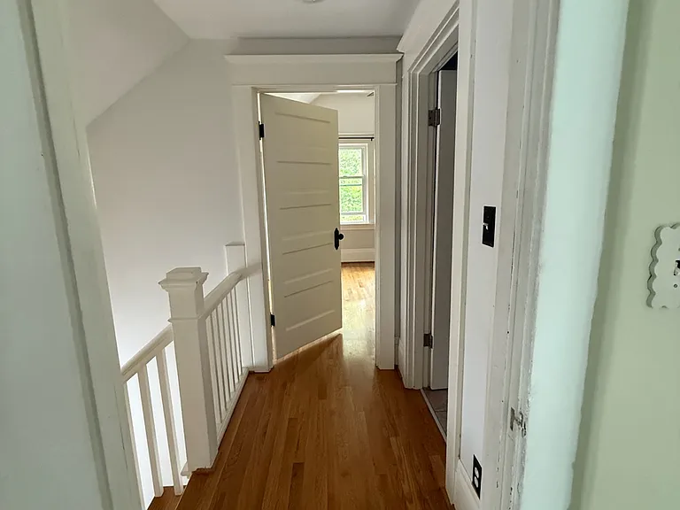 215 SE 30th Pl — Photo 22