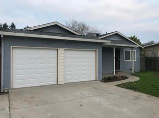 514 C St, Waterford, CA 95386