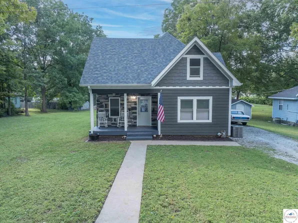 1830 S Beacon Ave, Sedalia, MO 65301