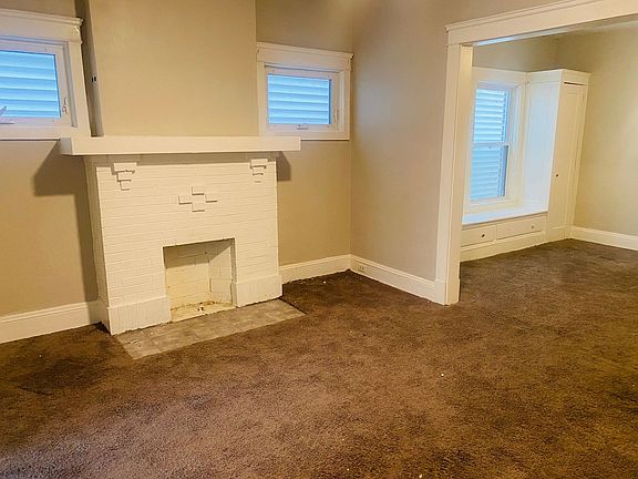 2nd image of 1672 Lockwood Ave #2