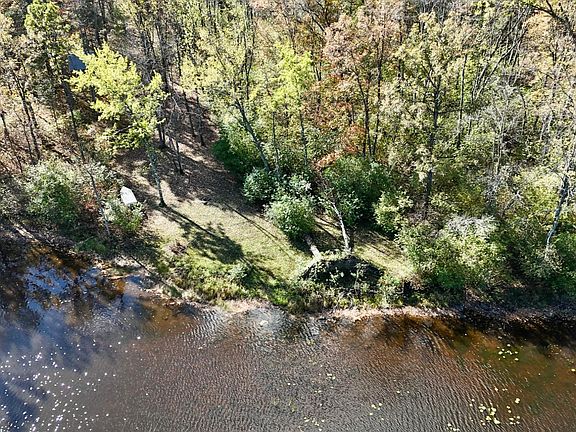 3rd image of W6098 Stelling Rd E