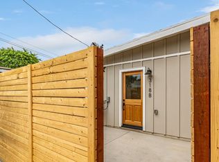 318 1/2 Prospect Ave #1/2, Long Beach, CA 90814