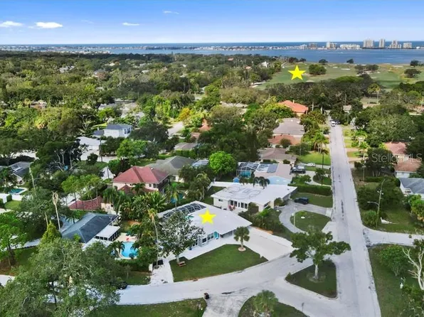323 Shirley Ave, Belleair, FL 33756