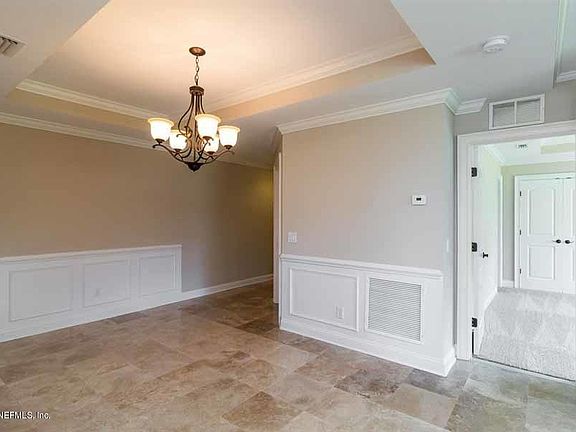 4th image of 120 Bay St Unit 101
