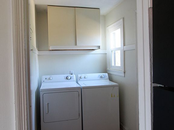 5th image of 244 S 12th St
