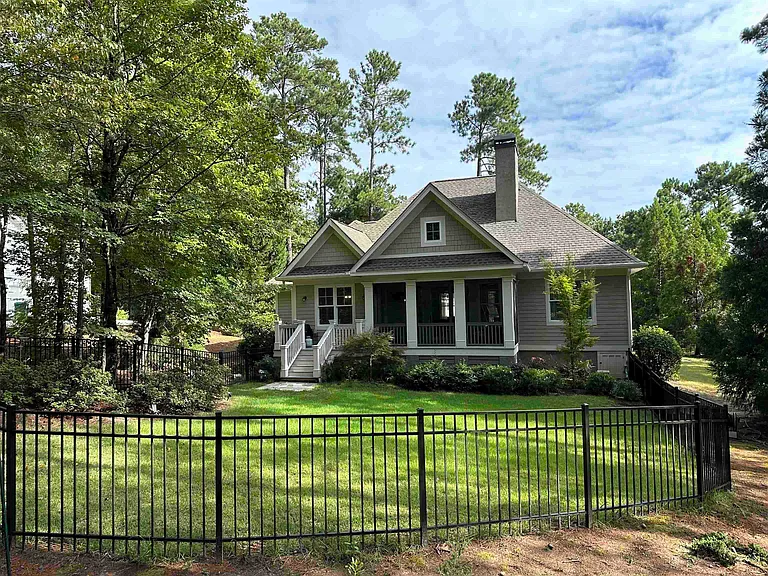1000 Fairway Ridge Rd — Photo 1