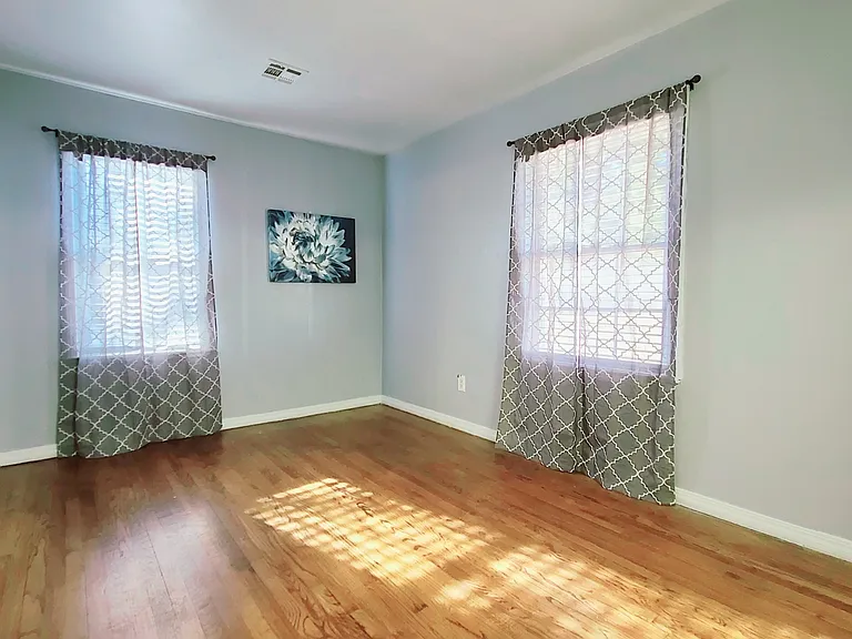3512 N Holman Ct — Photo 28