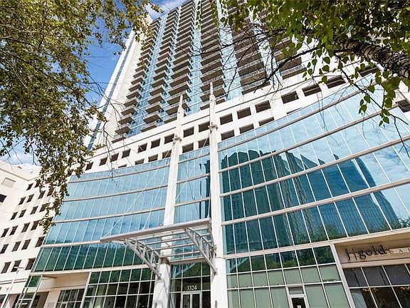 3rd image of 3324 Peachtree Rd NE Unit 815