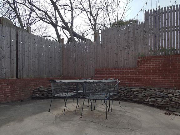 Private Outdoor Patio
