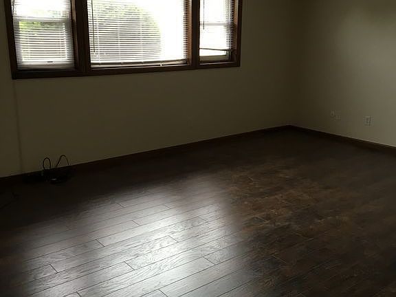 2nd image of 718 Sussex Dr