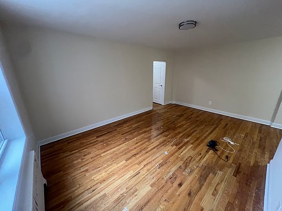 3rd image of 143-09 Barclay Ave #4A