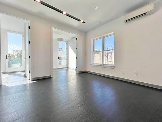 Rented by Doorway NYC, LLC | media 19