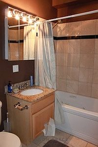 2nd image of 6646 N Ashland Ave APT 2