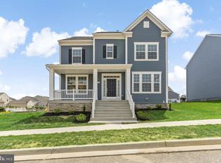 173 Holly Springs Dr, Charles Town, WV 25414