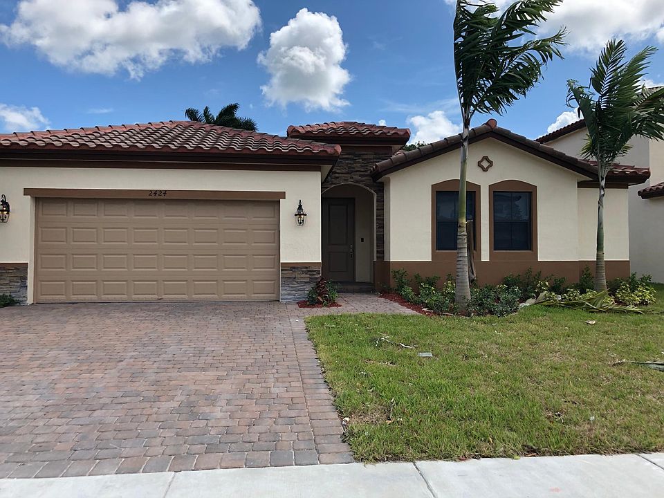 1st image of 2424 SE 3rd Ct #2424