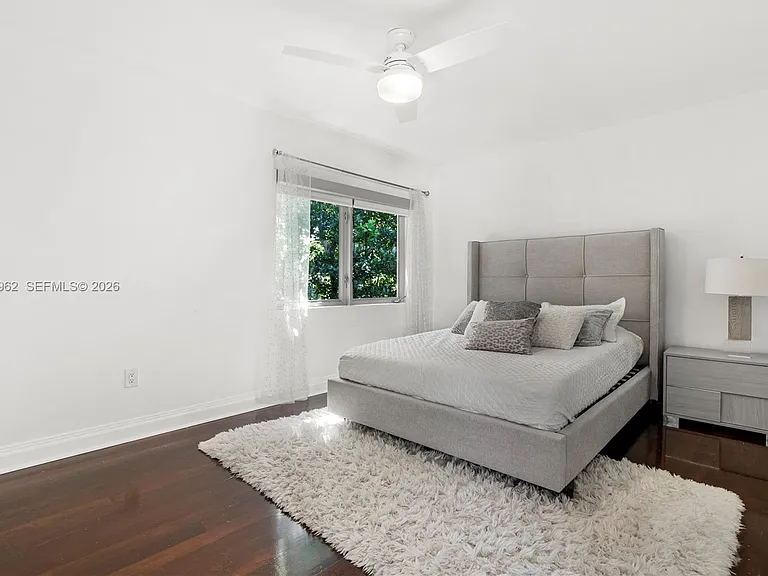 9380 Bay Dr — Photo 35