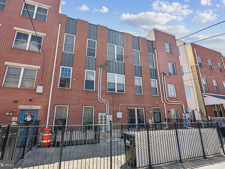 331 N 40th St #3B — Photo 30