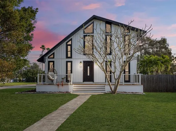 3747 Alabama Ave NE, Saint Petersburg, FL 33703