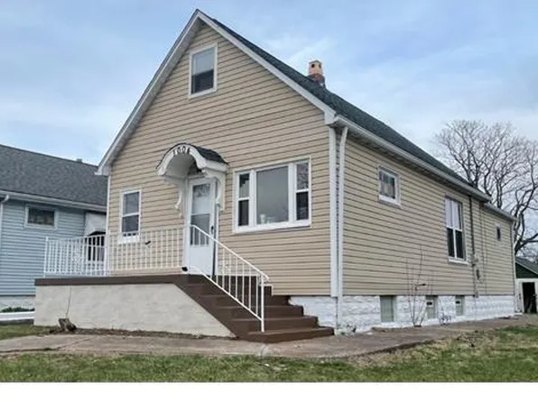 1004 Alton Ave, Madison, IL 62060