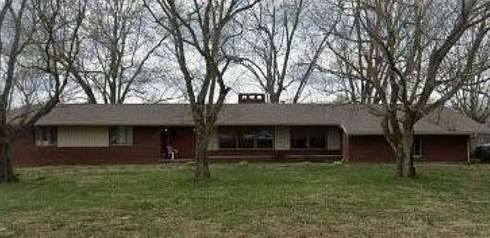 1st image of 349 Clarksdale Dr