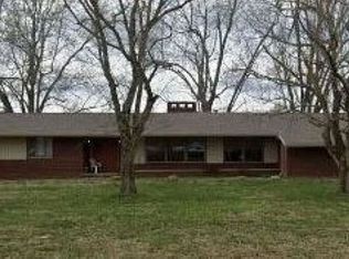 349 Clarksdale Dr, Cadiz, KY 42211