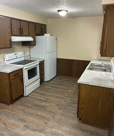 3119 Dewalt Dr — Photo 15