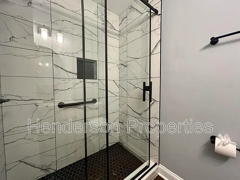 6125 Meadow Rose Ln — Photo 12