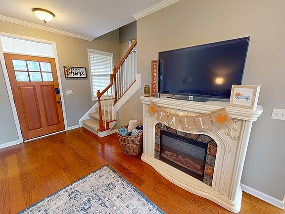 5th image of 404 Telluride Ln