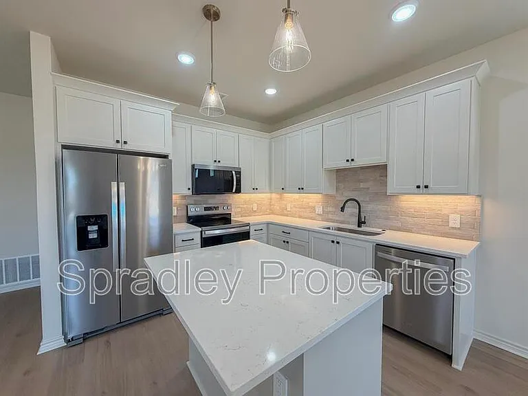 1404 Rita Blanca Ct — Photo 7