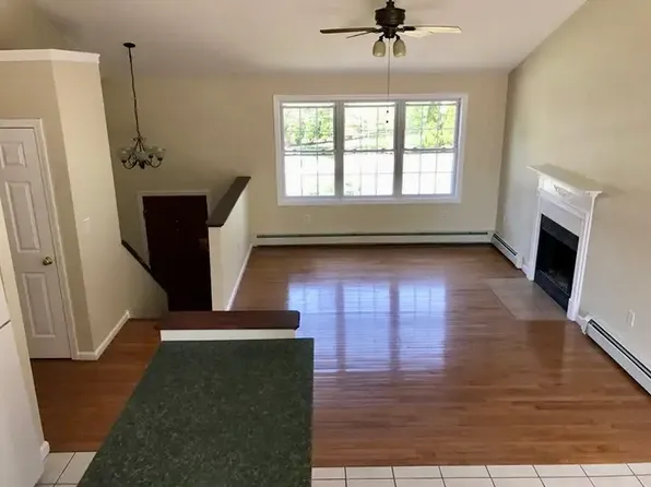 12 Guisto St #1, Worcester, MA 01604