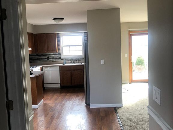 5th image of 1459 Truman Dr
